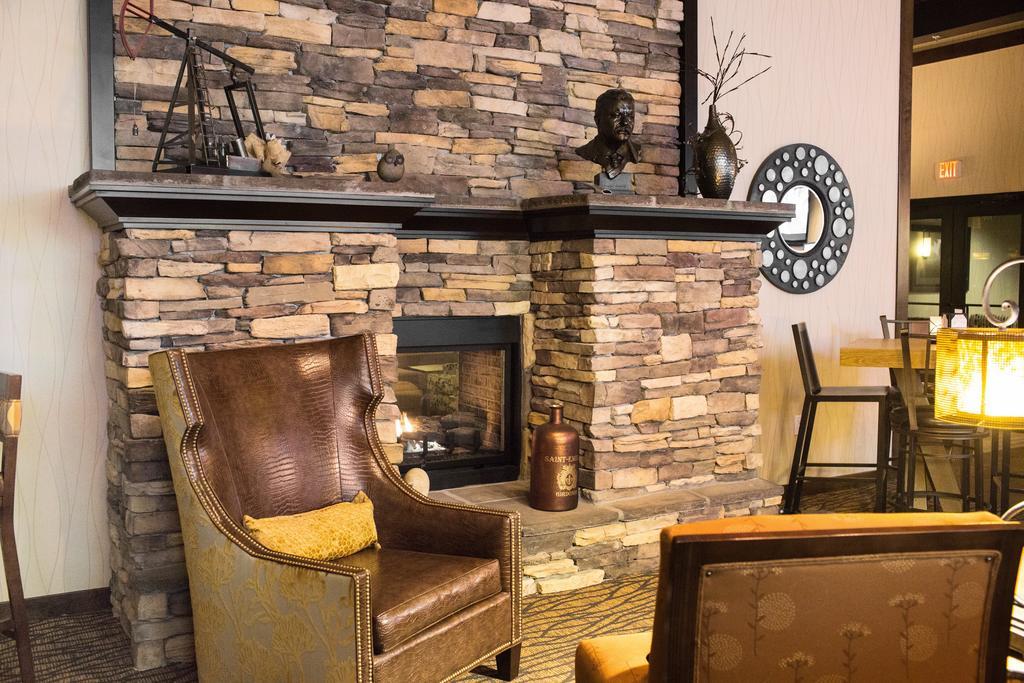 Teddy'S Residential Suites Watford City Kültér fotó