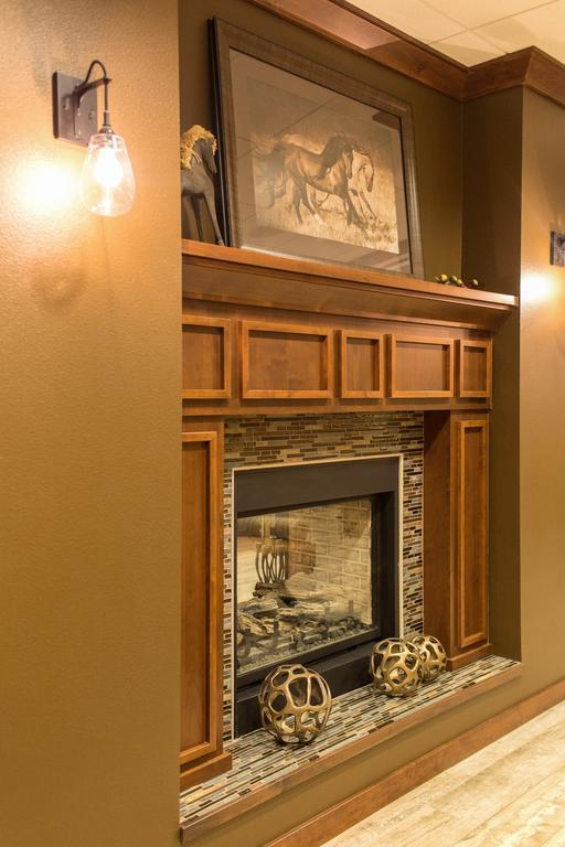 Teddy'S Residential Suites Watford City Kültér fotó