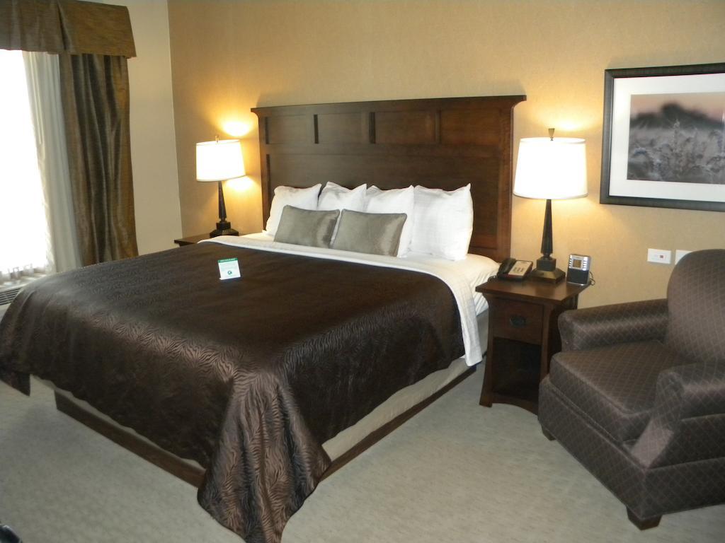Teddy'S Residential Suites Watford City Kültér fotó