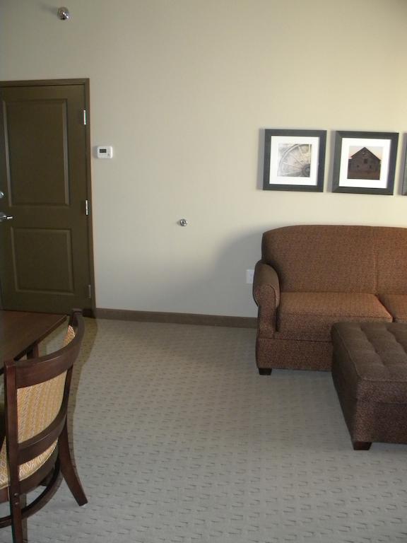 Teddy'S Residential Suites Watford City Kültér fotó