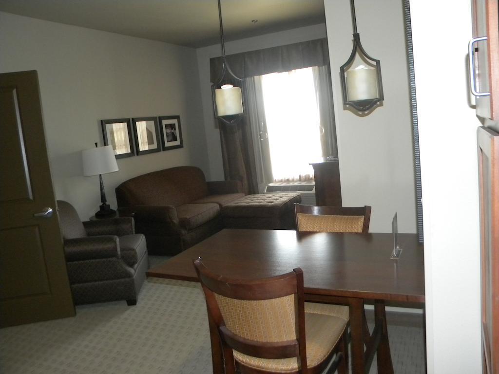 Teddy'S Residential Suites Watford City Kültér fotó