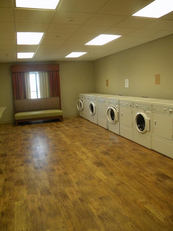Teddy'S Residential Suites Watford City Kültér fotó