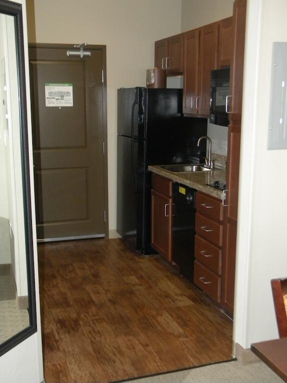 Teddy'S Residential Suites Watford City Kültér fotó