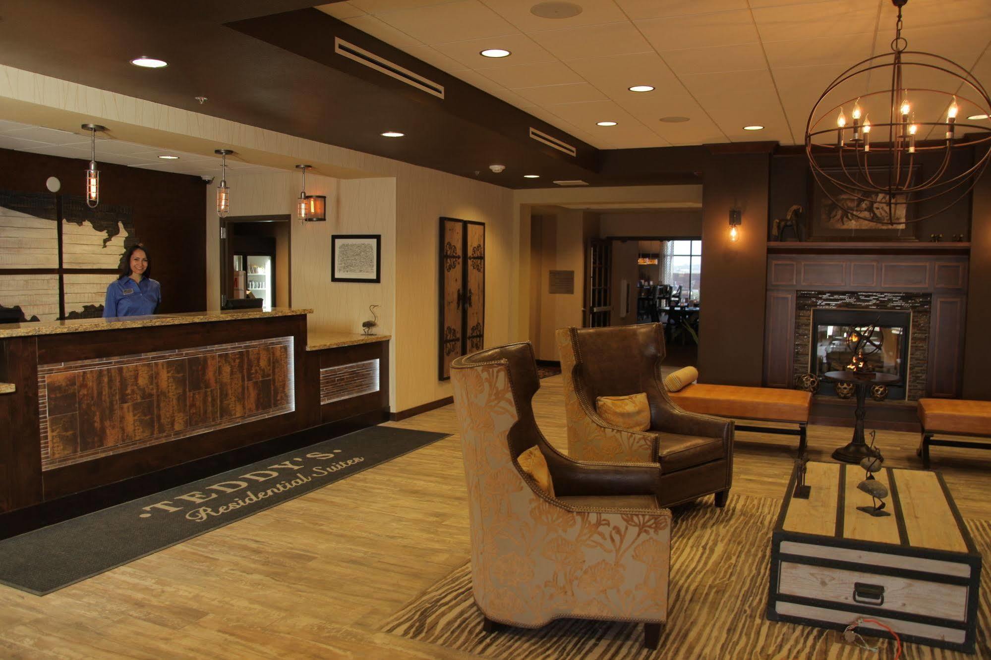 Teddy'S Residential Suites Watford City Kültér fotó
