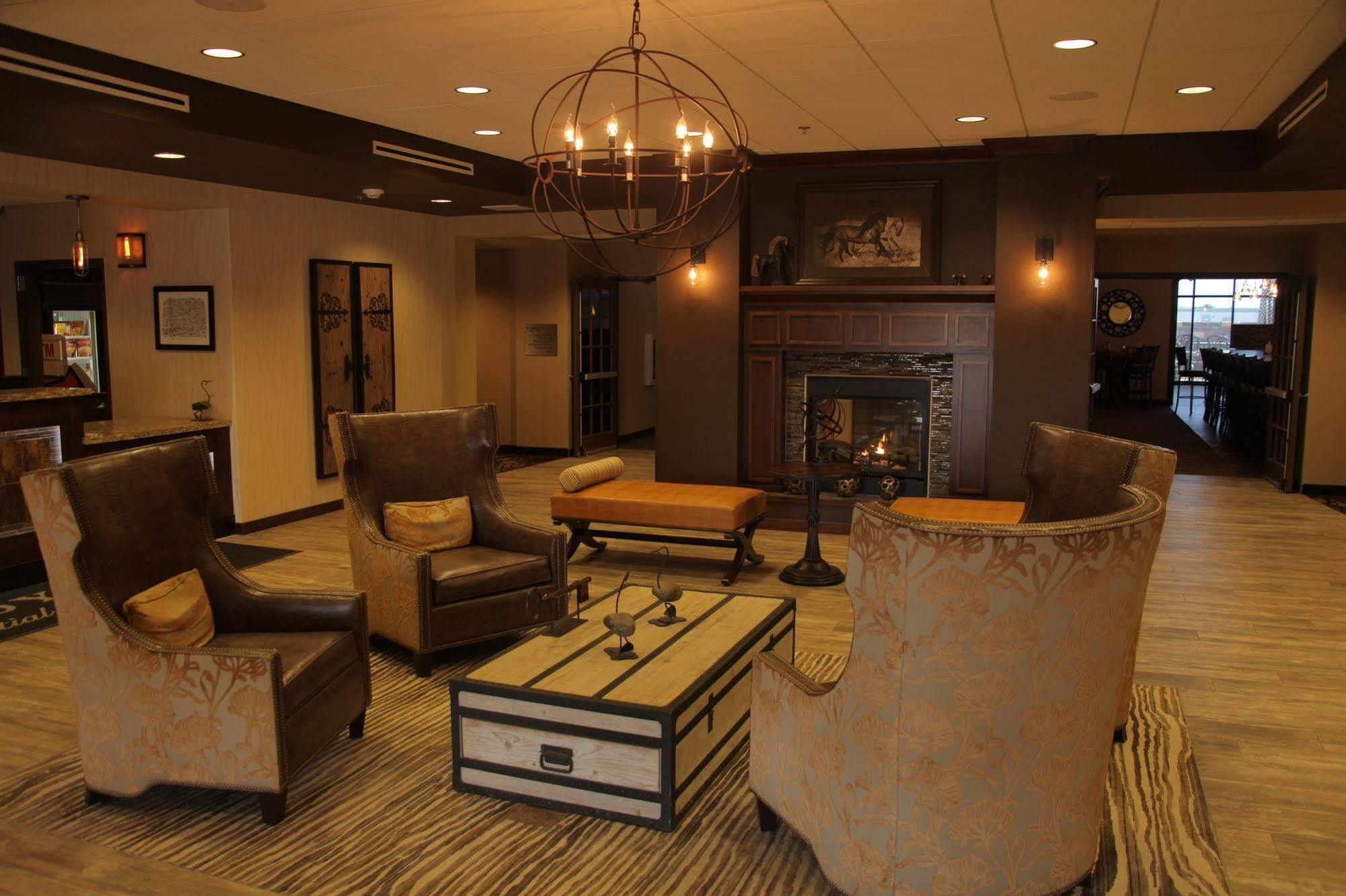 Teddy'S Residential Suites Watford City Kültér fotó