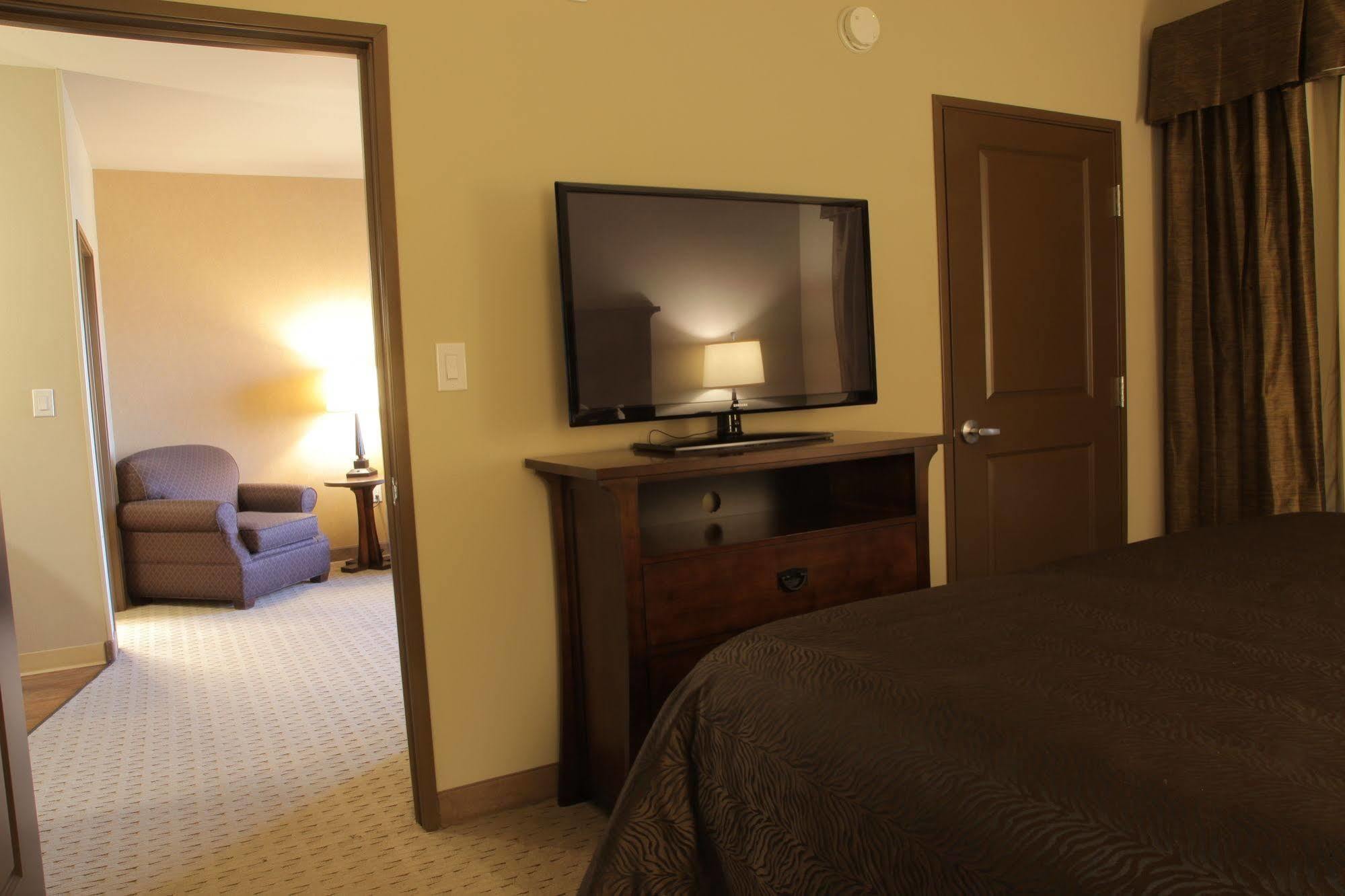 Teddy'S Residential Suites Watford City Kültér fotó